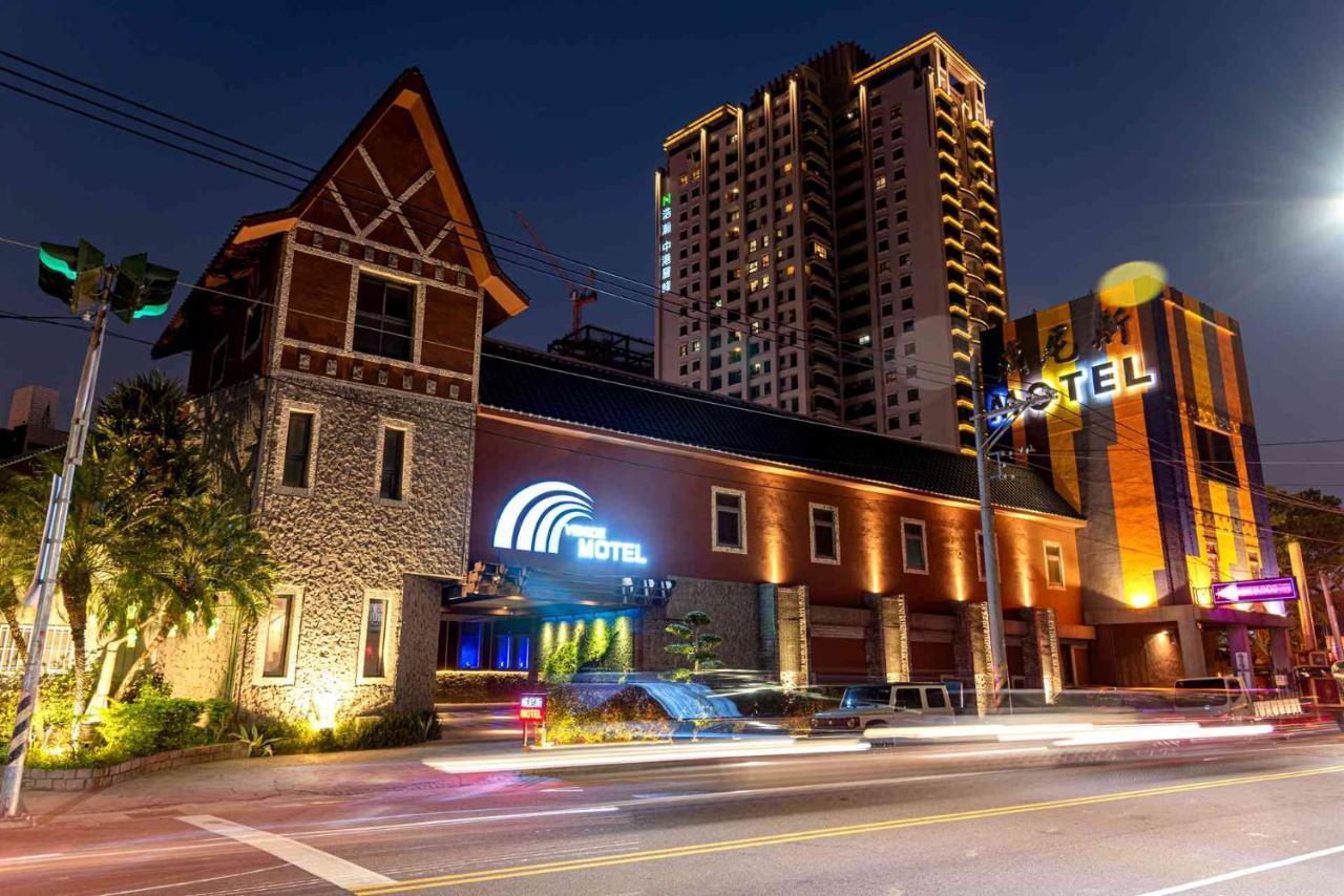 Venice Motel Taichung Extérieur photo